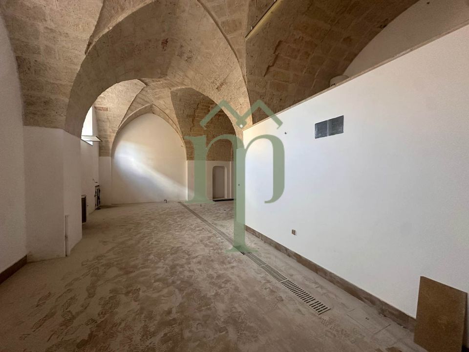 Erhvervsejendom i San Vito dei Normanni, Brindisi - foto 2